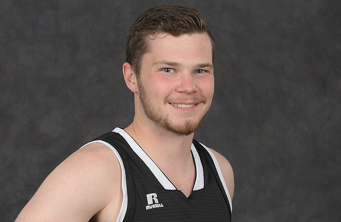 Vilcsak grittiness helps lead important sweep of the Kings Eagles